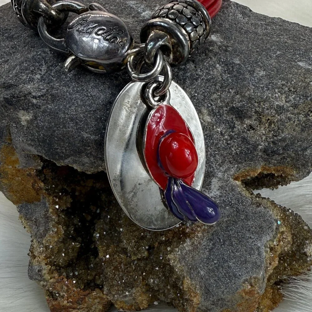 Red Hat Society Plastic Bracelet w/ Charm 7.25